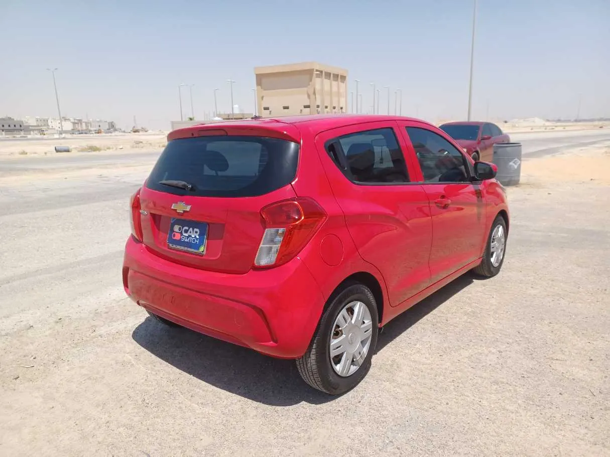 Car image 5