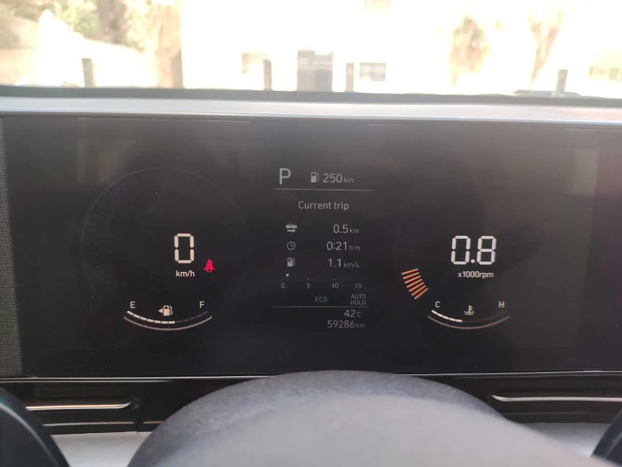 Car image 24