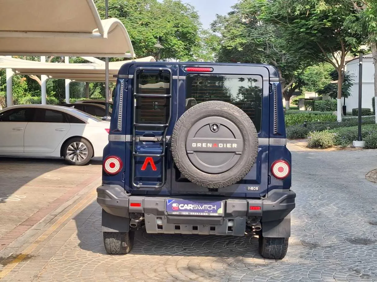 Car image 6