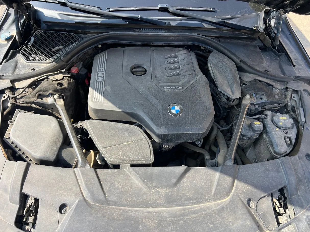 Car image 34