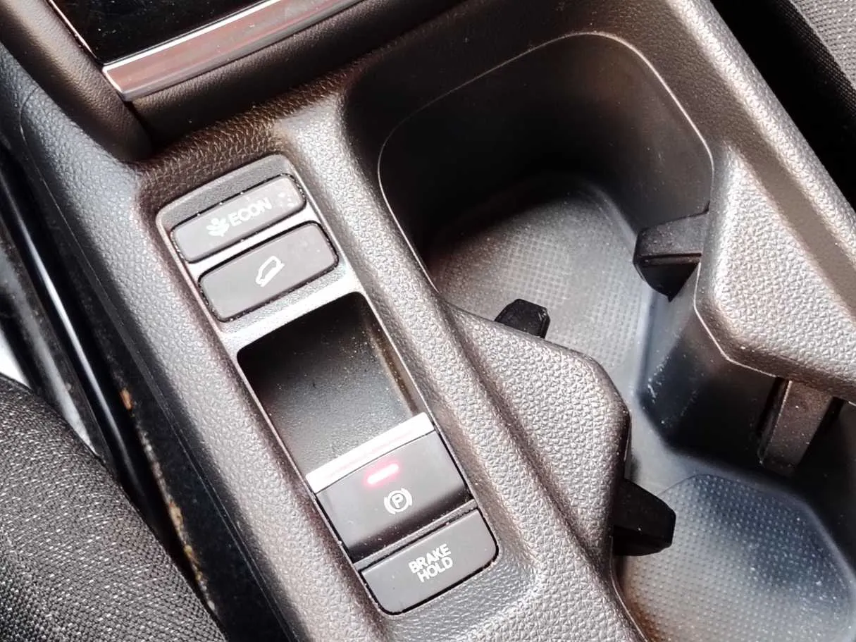 Car image 28