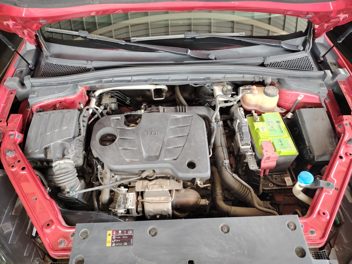 Car image 34