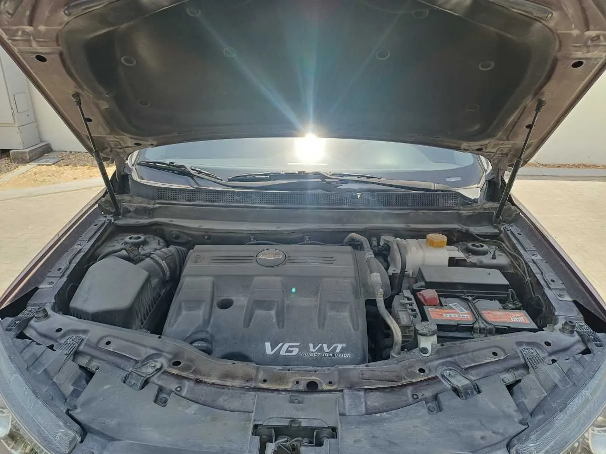 Car image 24