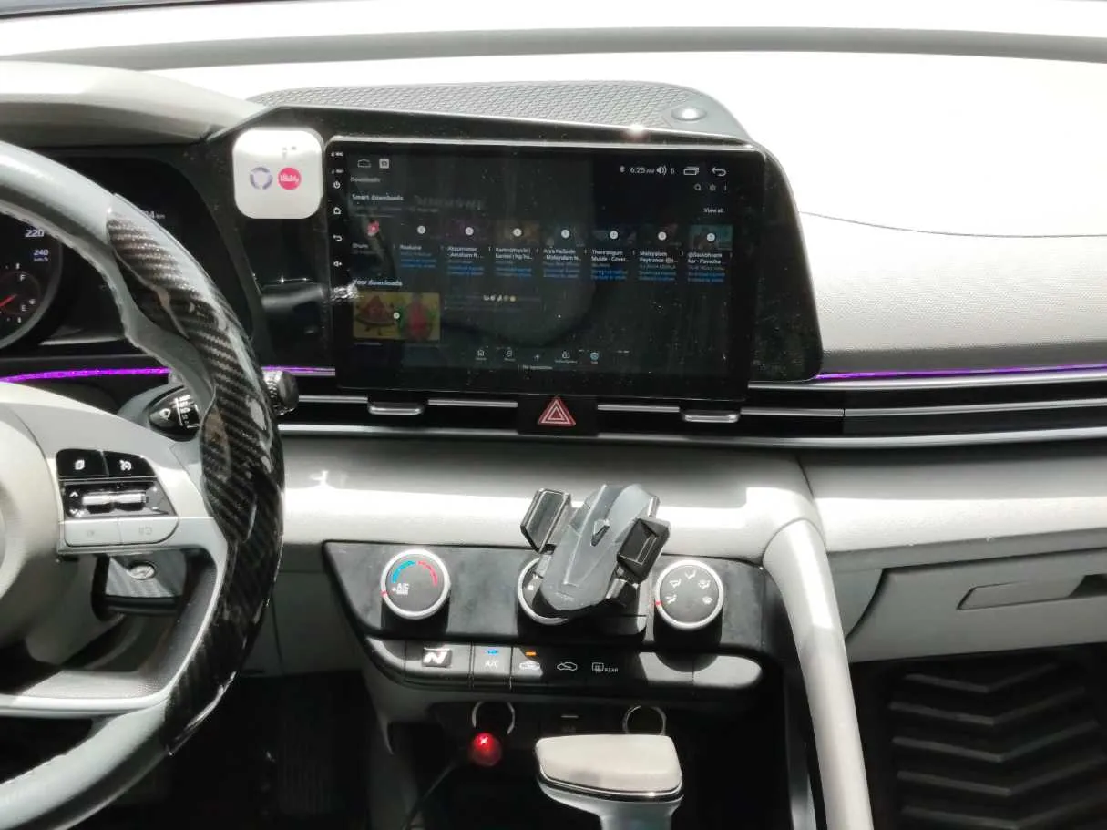 Car image 20