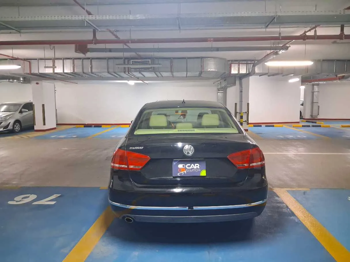 Car image 6
