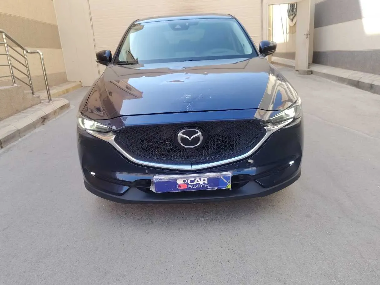 Car image 2