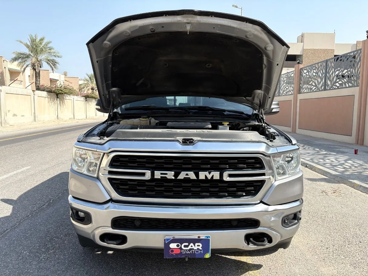 Car image 29