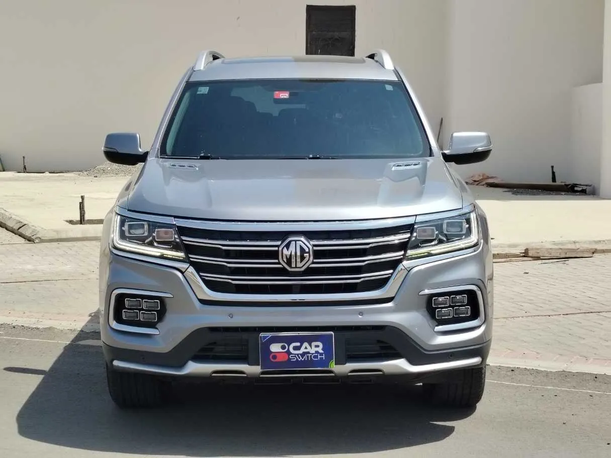 Car image 2