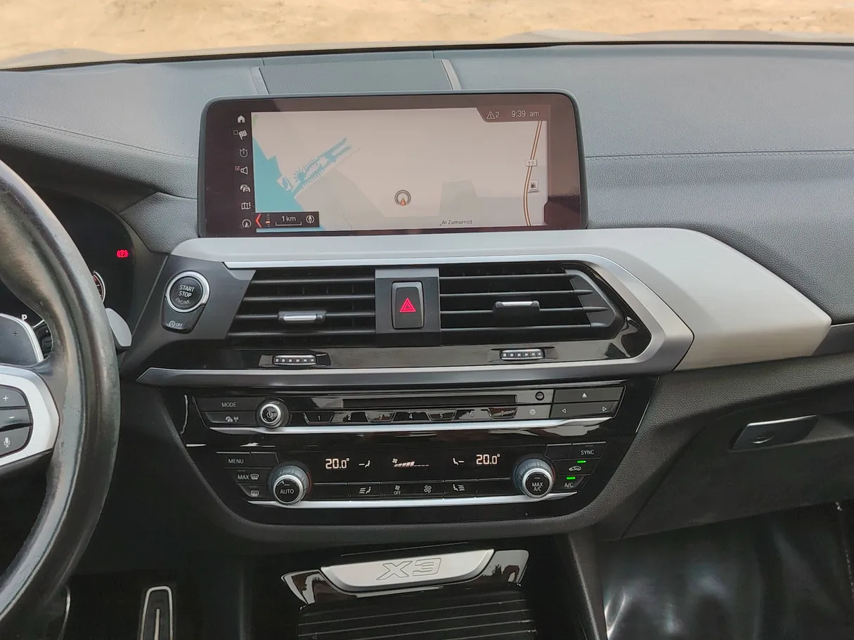 Car image 23