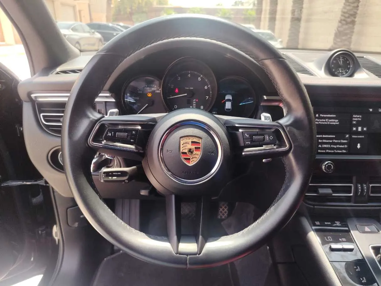 Car image 21