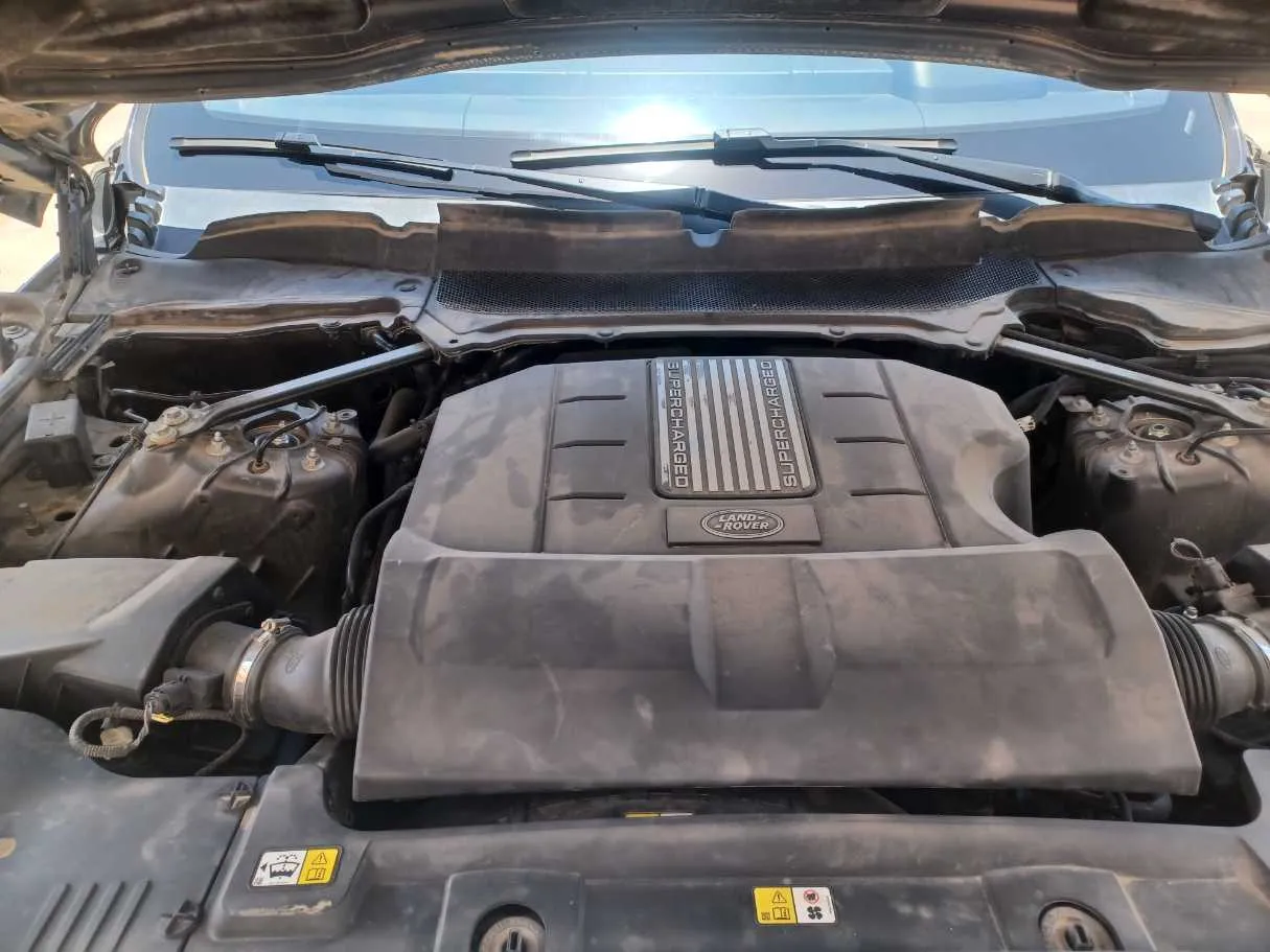 Car image 21