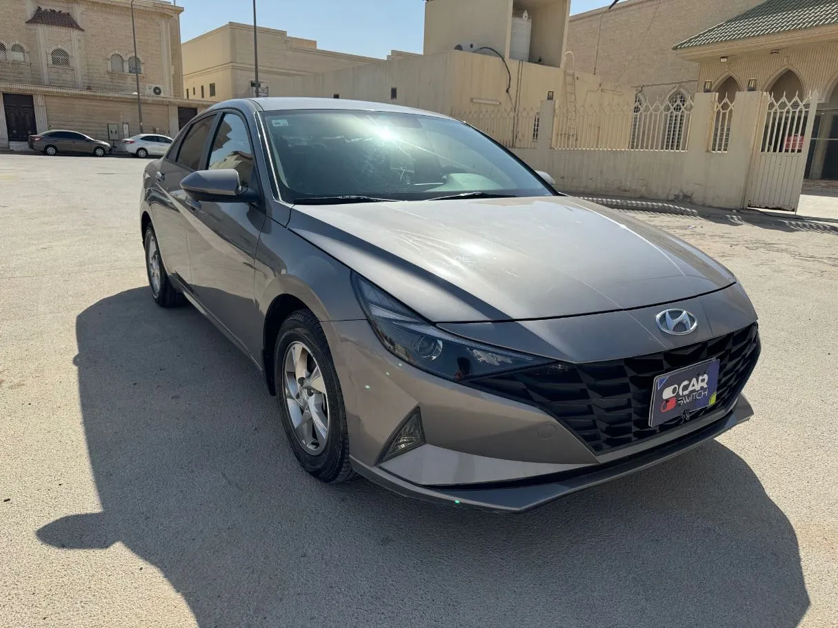 Car image 3