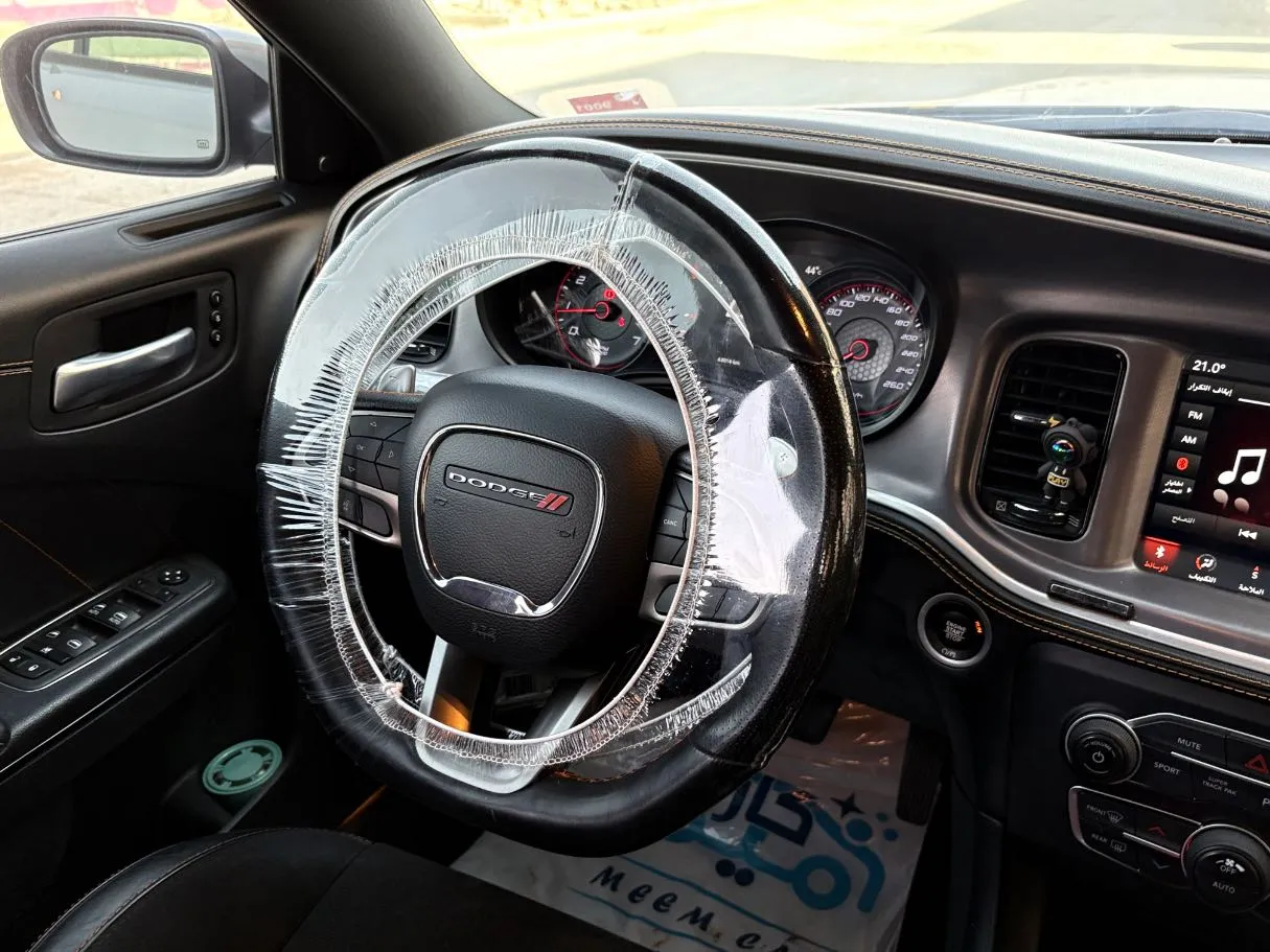 Car image 22
