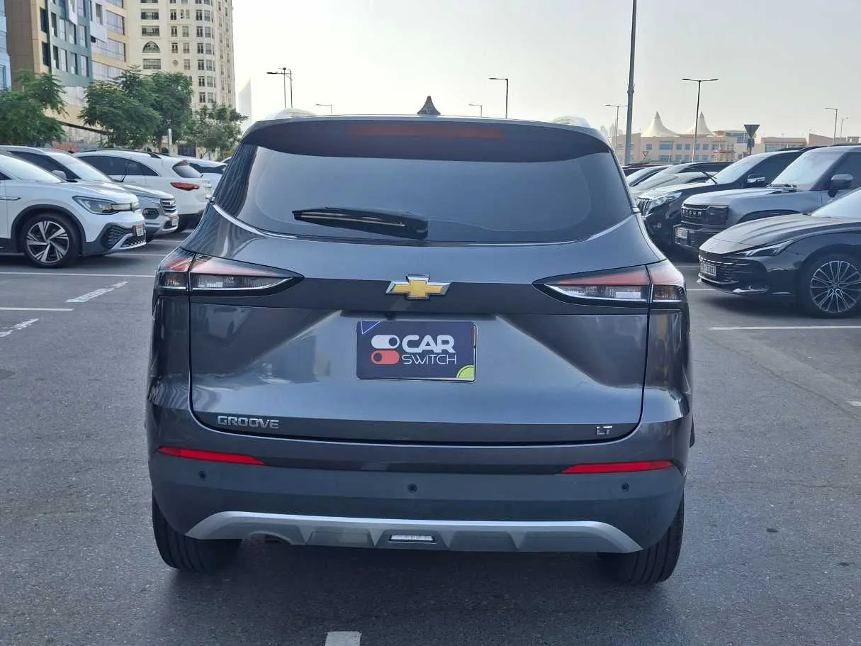 Car image 6