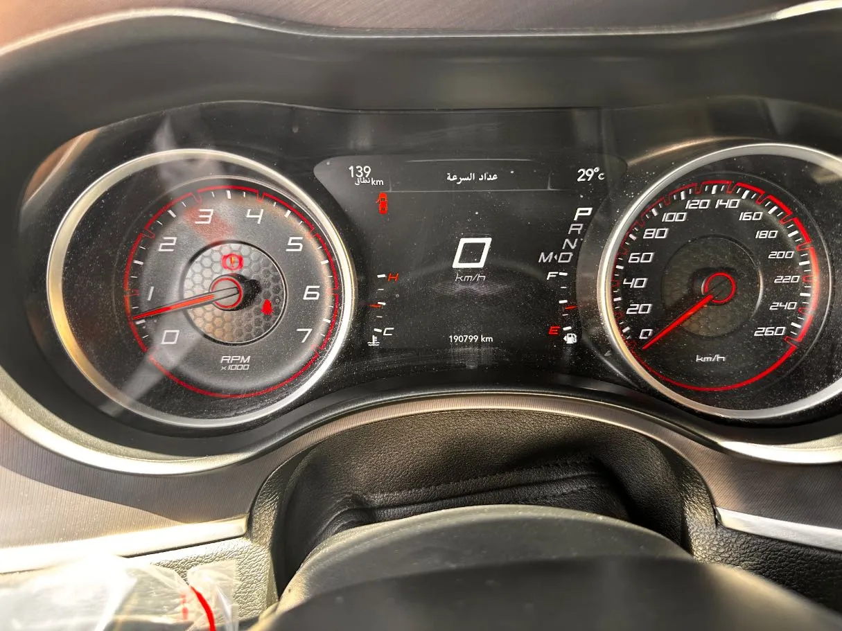 Car image 16