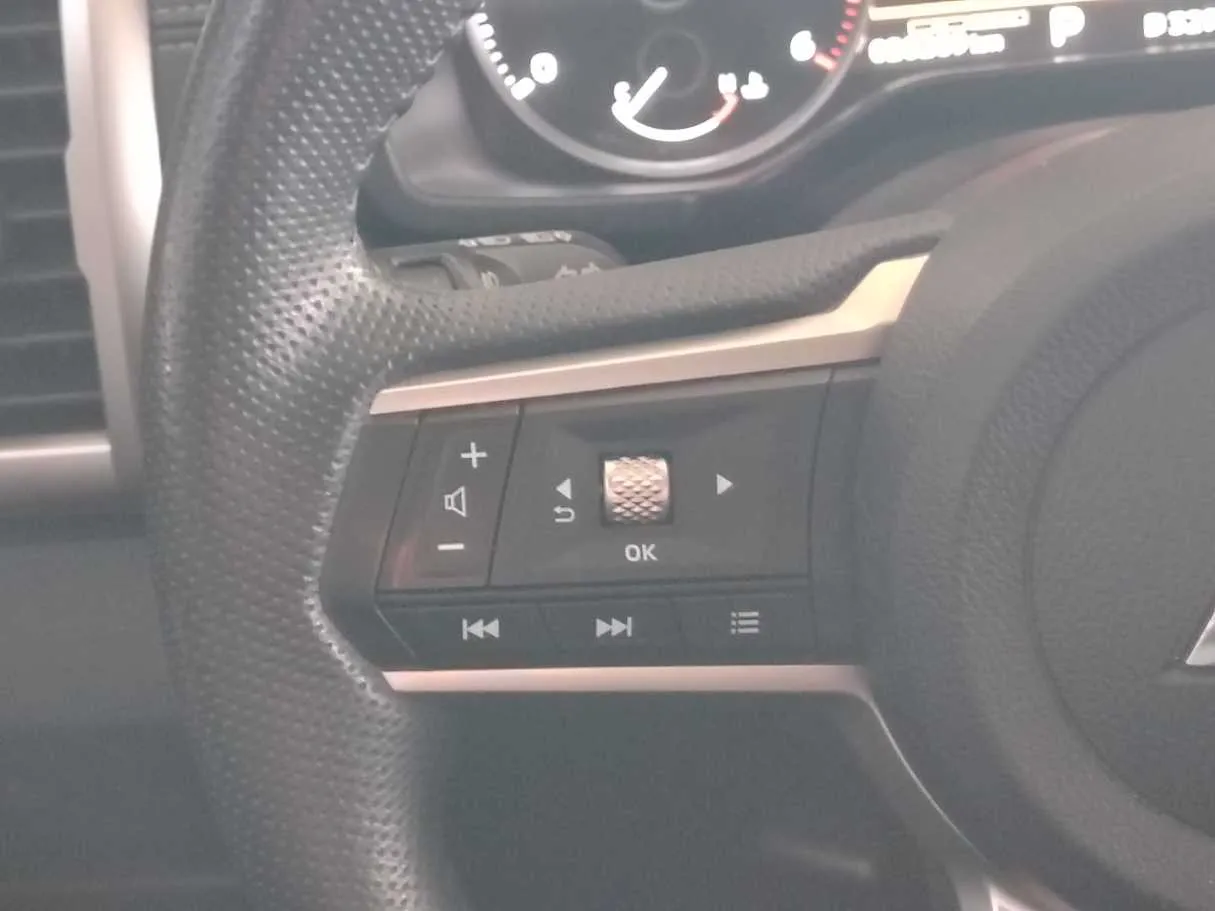 Car image 28