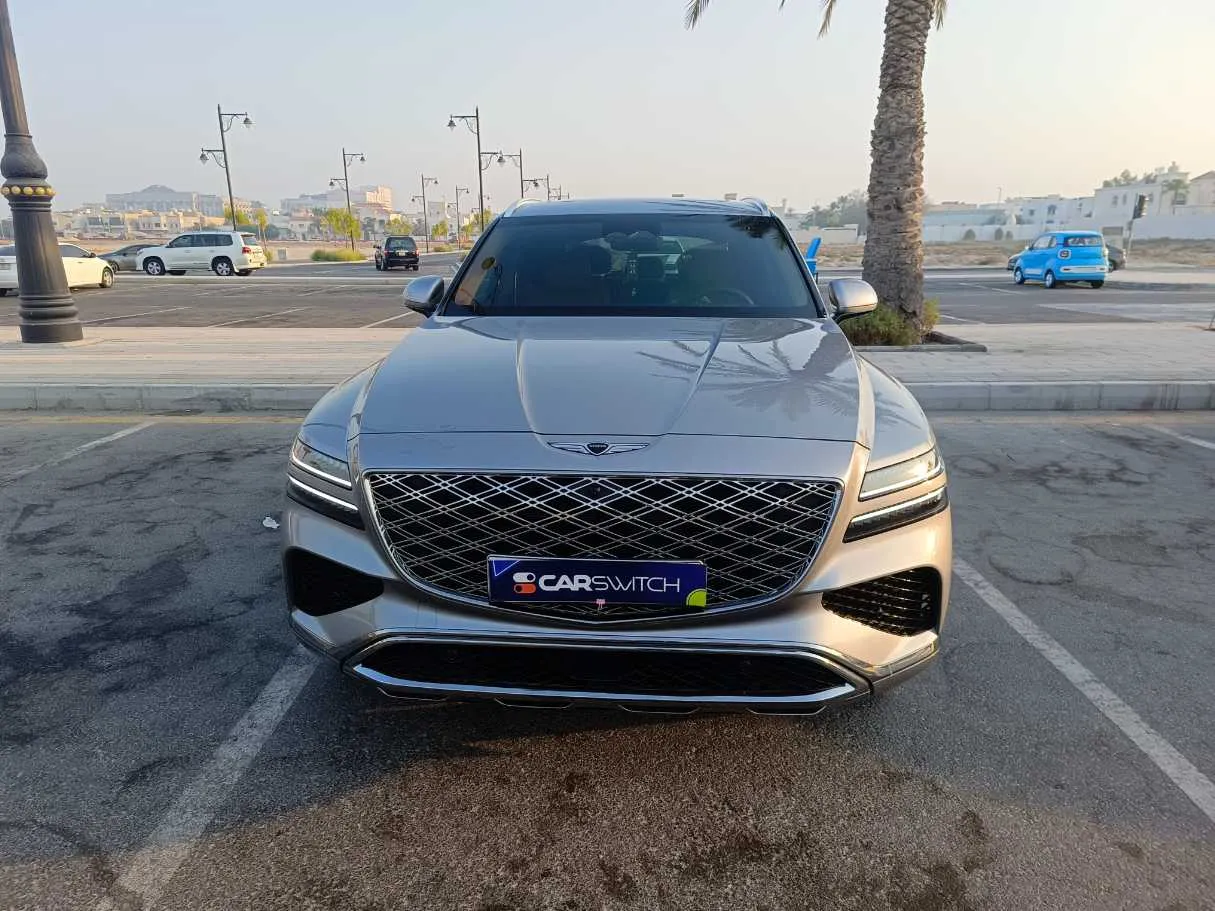Car image 2