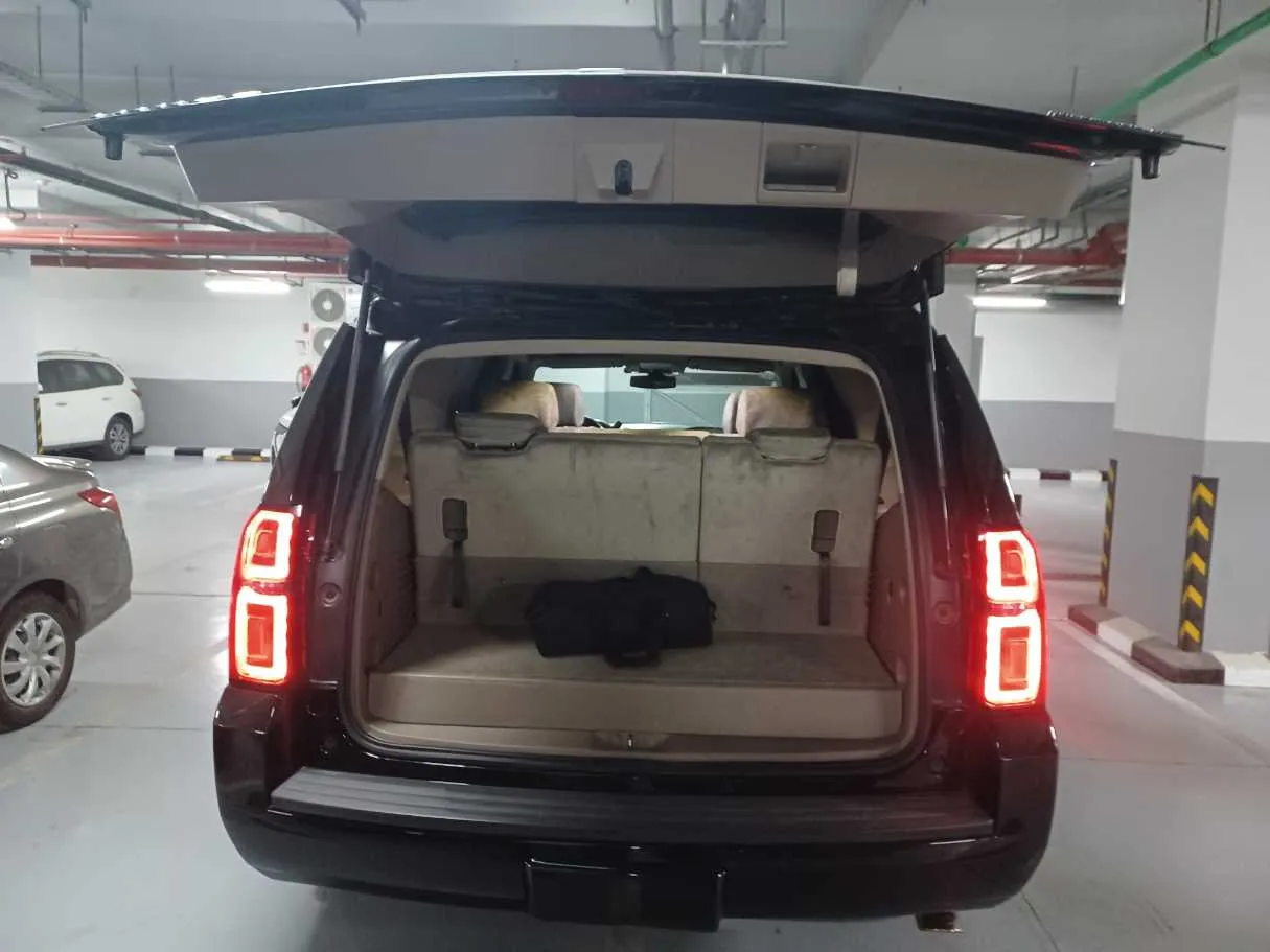 Car image 18