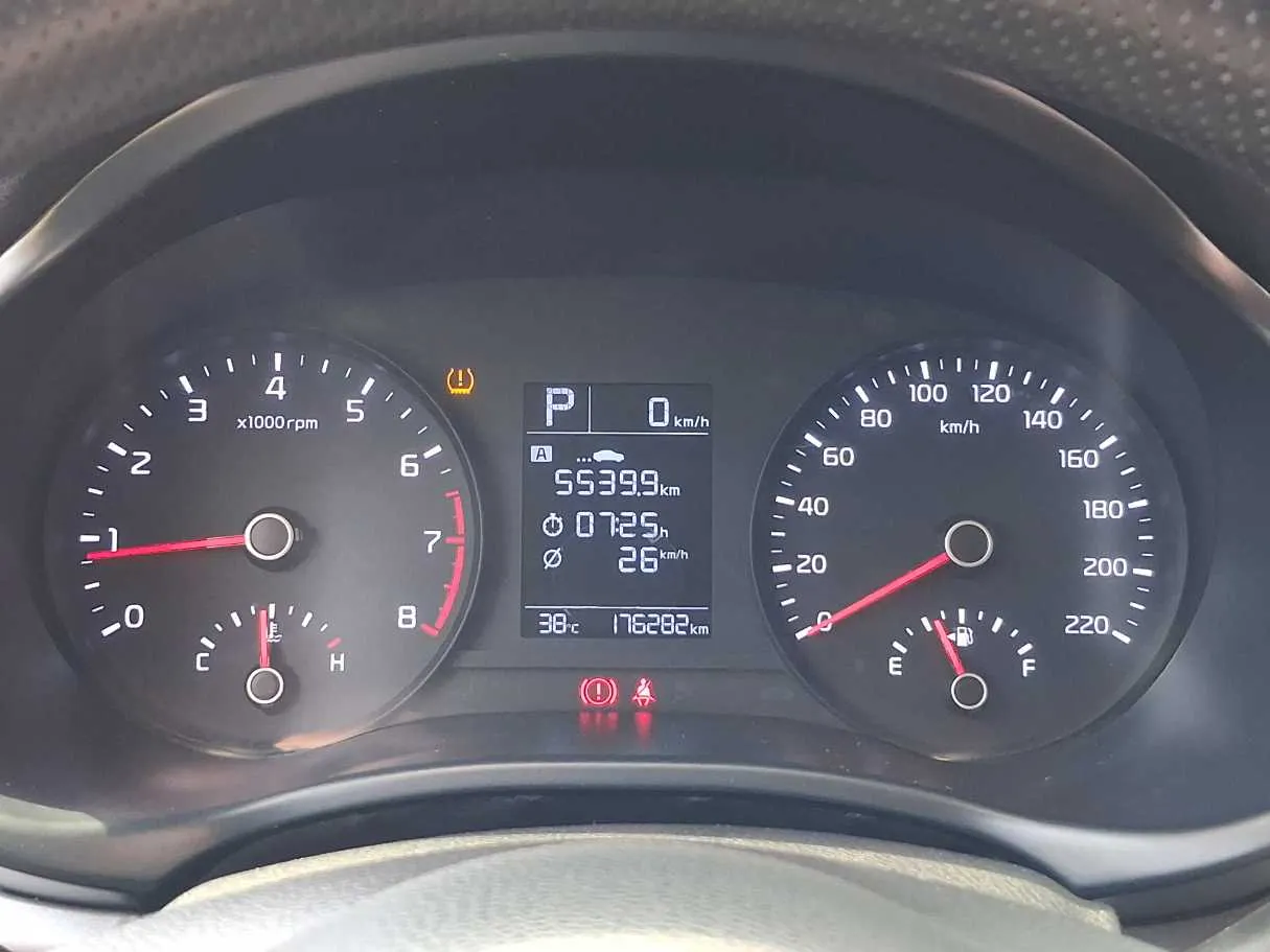 Car image 20