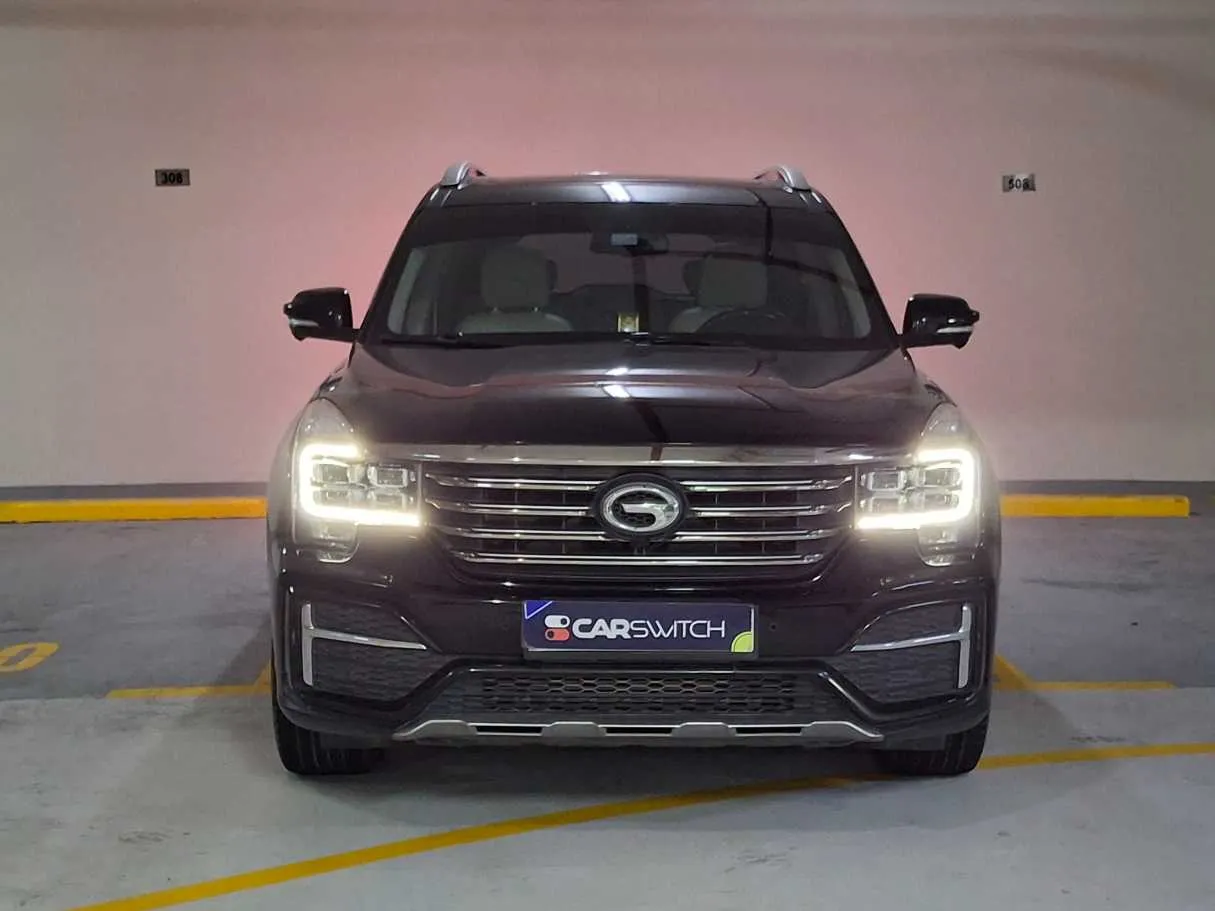 Car image 2