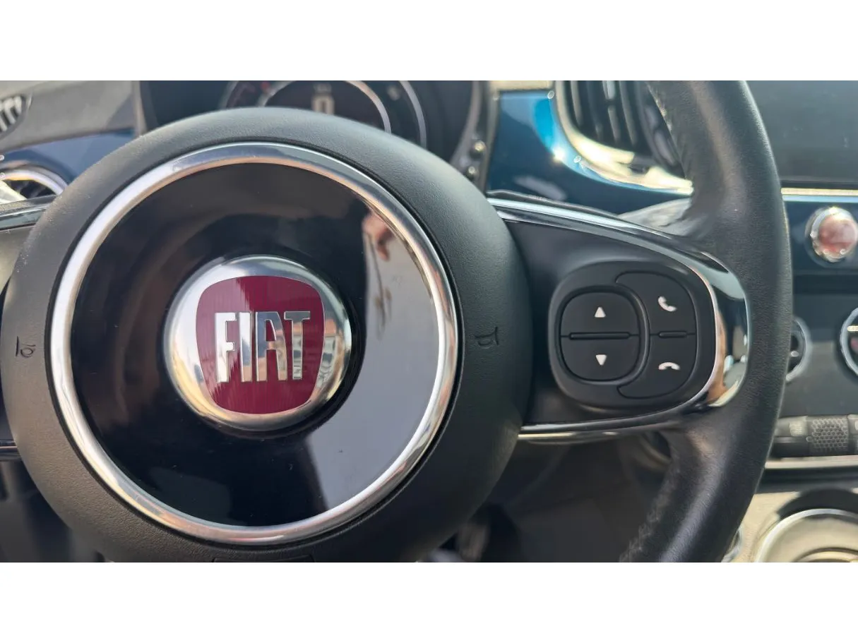 Car image 17