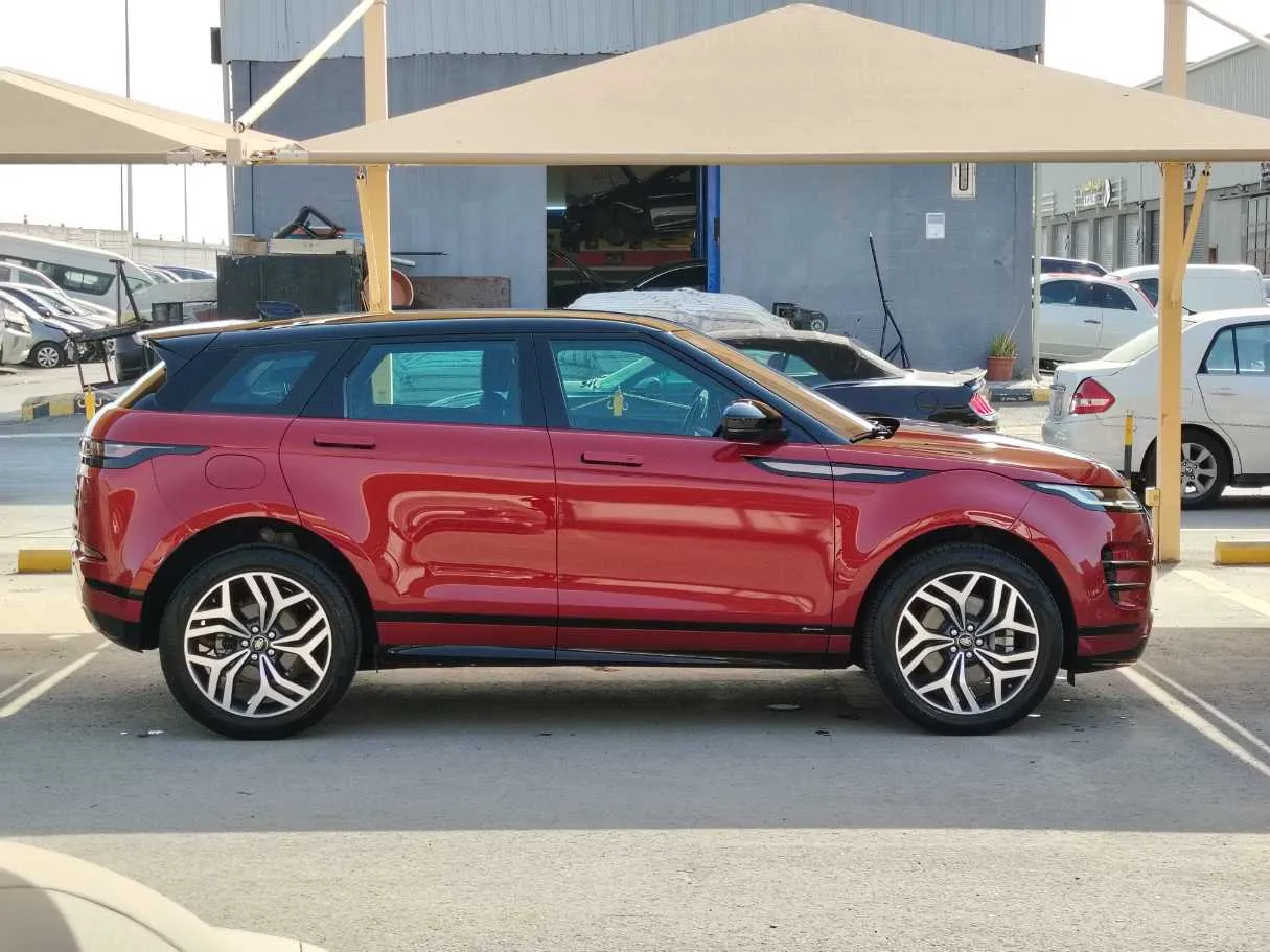 Car image 3
