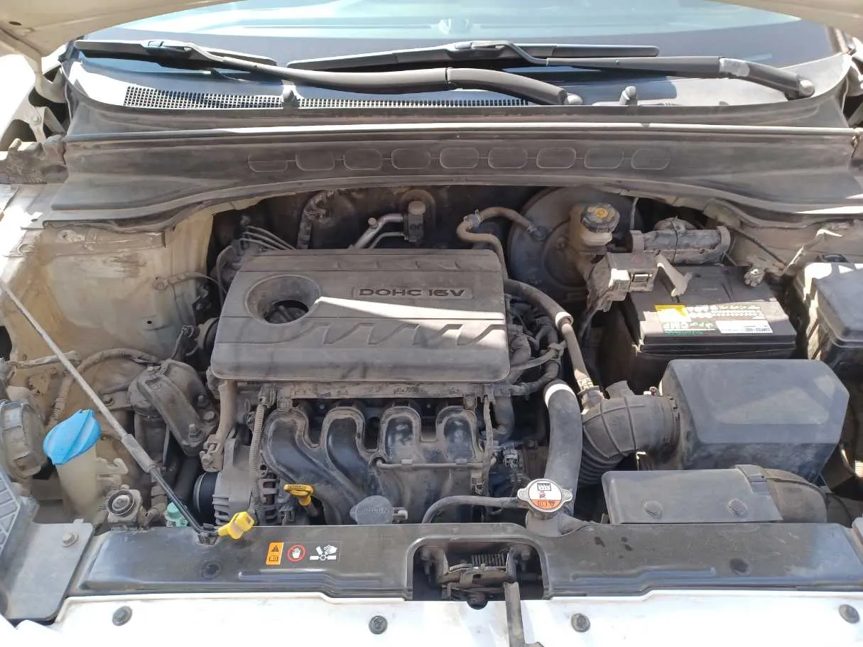 Car image 23