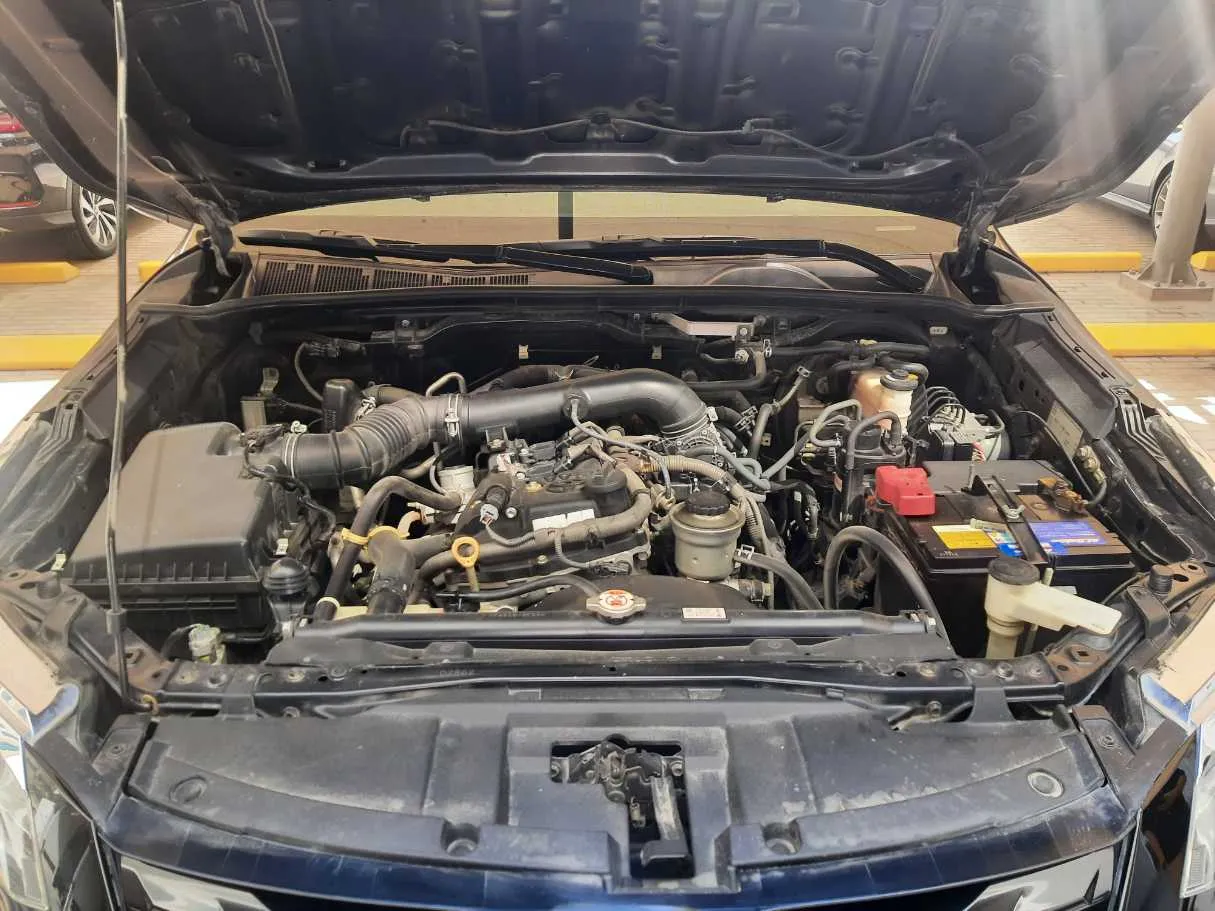 Car image 20