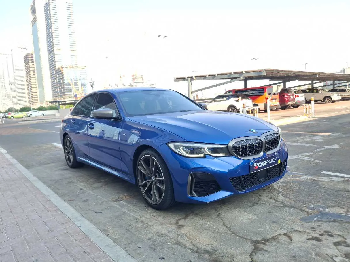 Car image 3