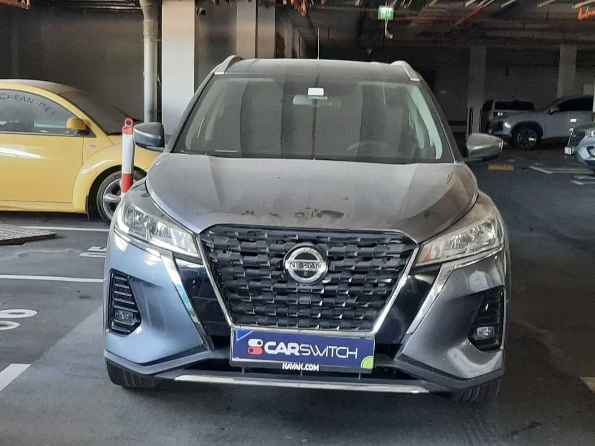 Car image 2