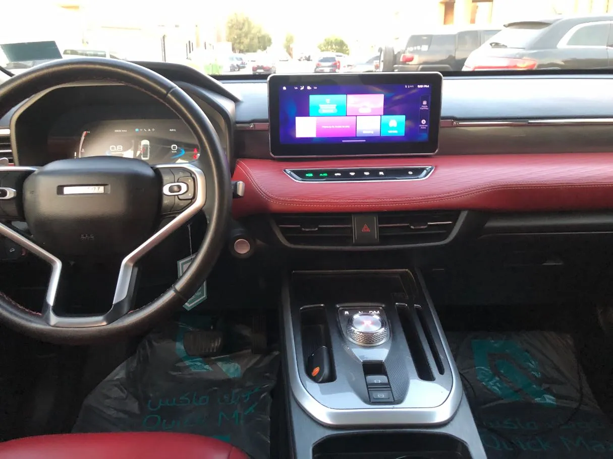 Car image 16