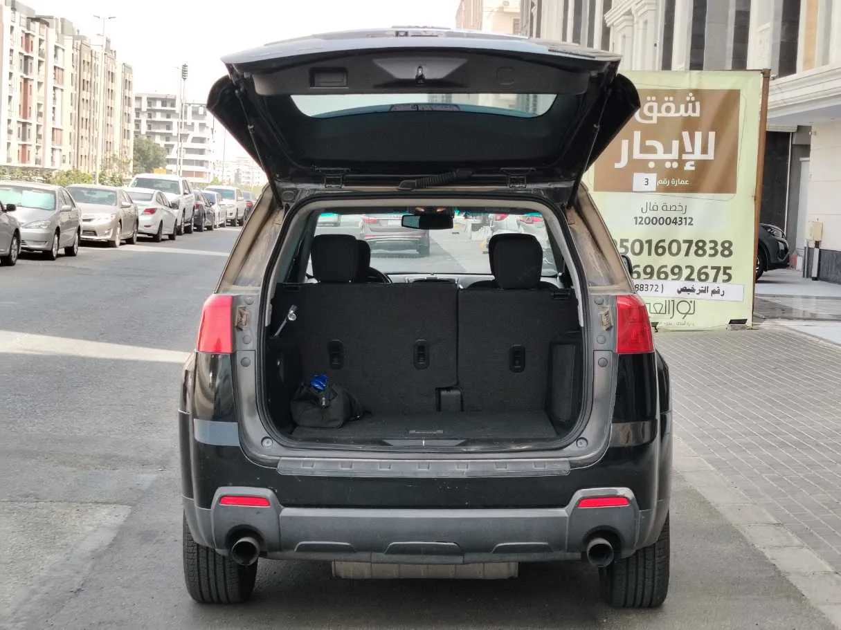 Car image 22