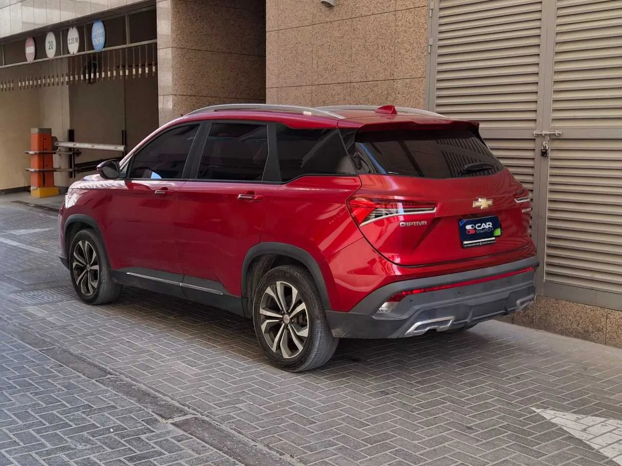 Car image 5