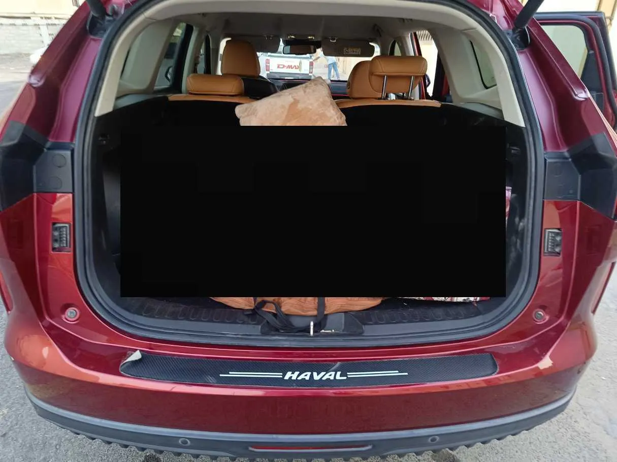 Car image 27
