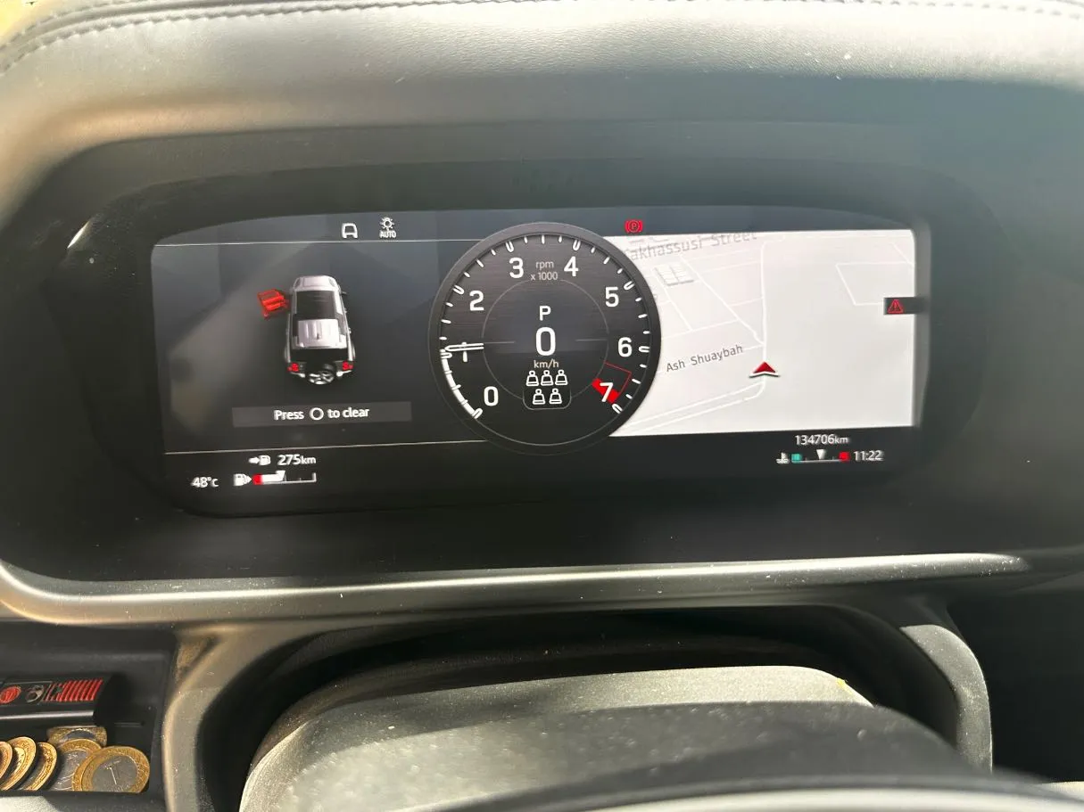 Car image 26