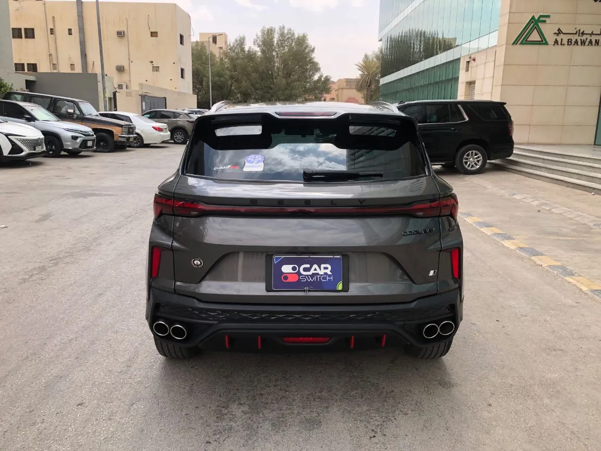 Car image 6