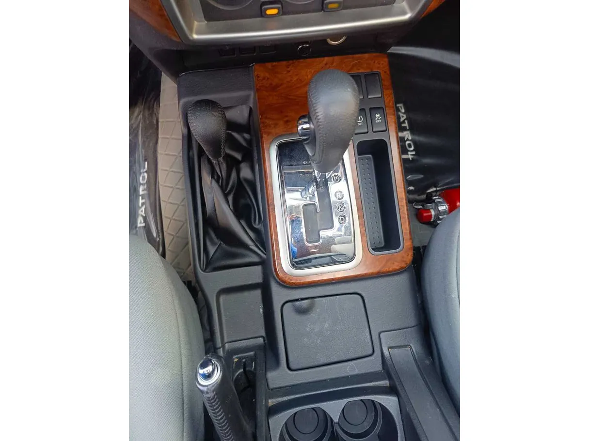 Car image 21