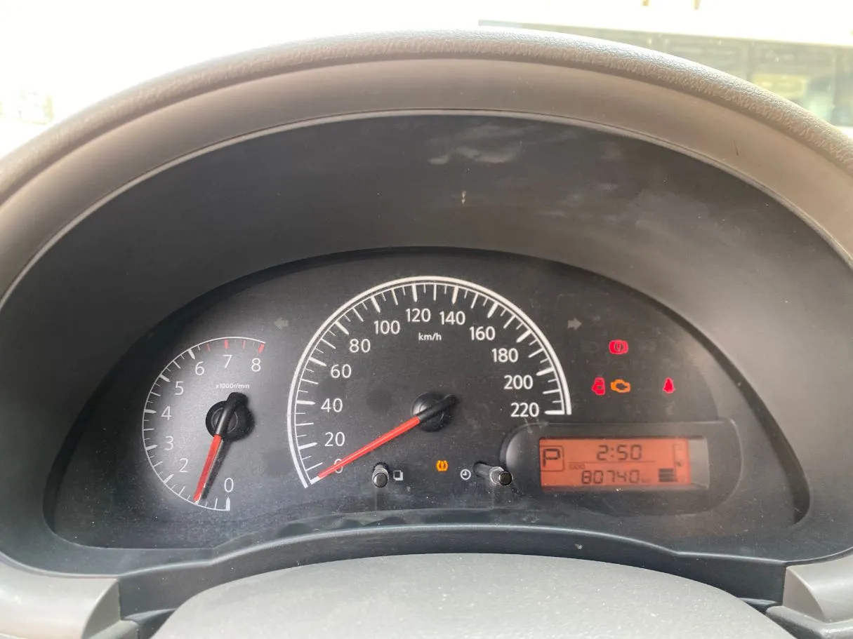 Car image 17