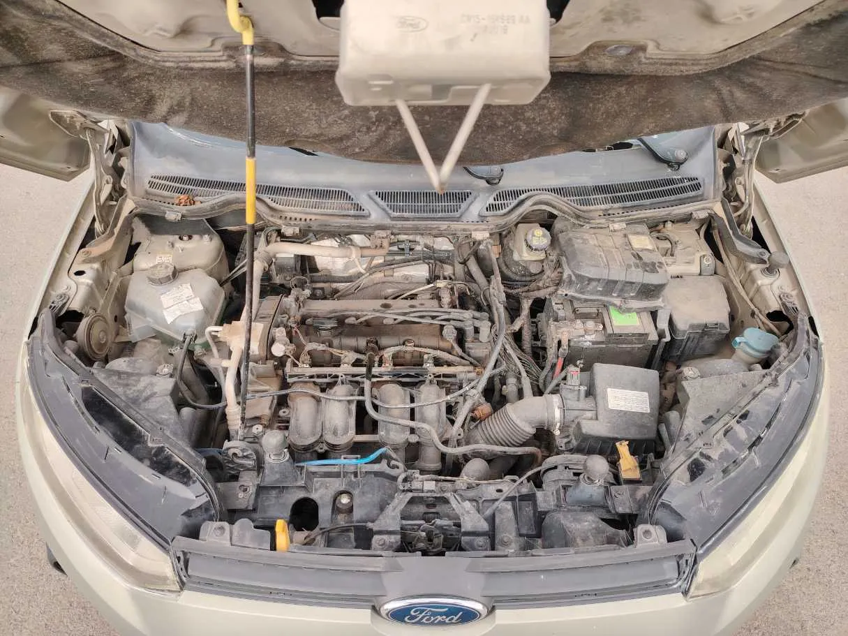 Car image 28