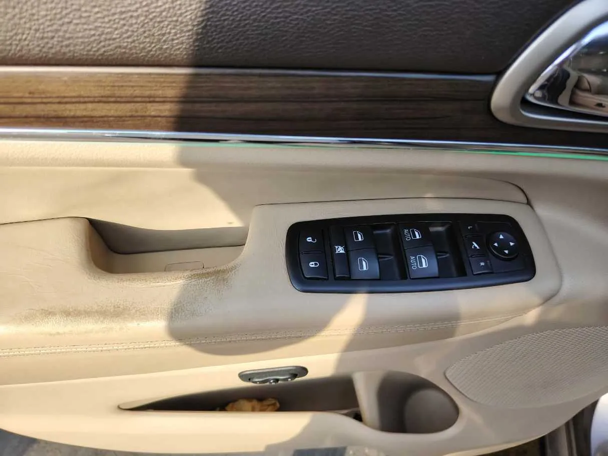 Car image 45