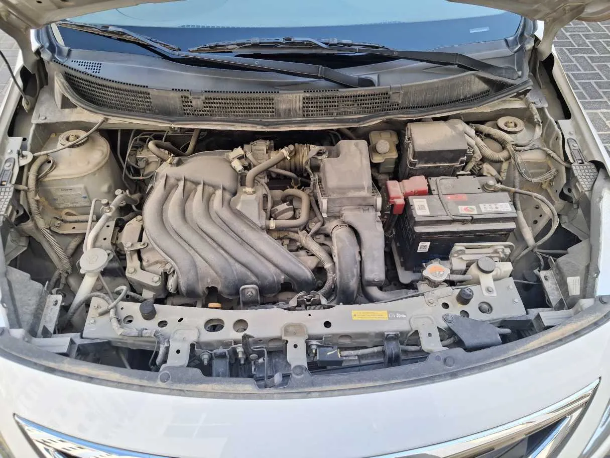 Car image 21