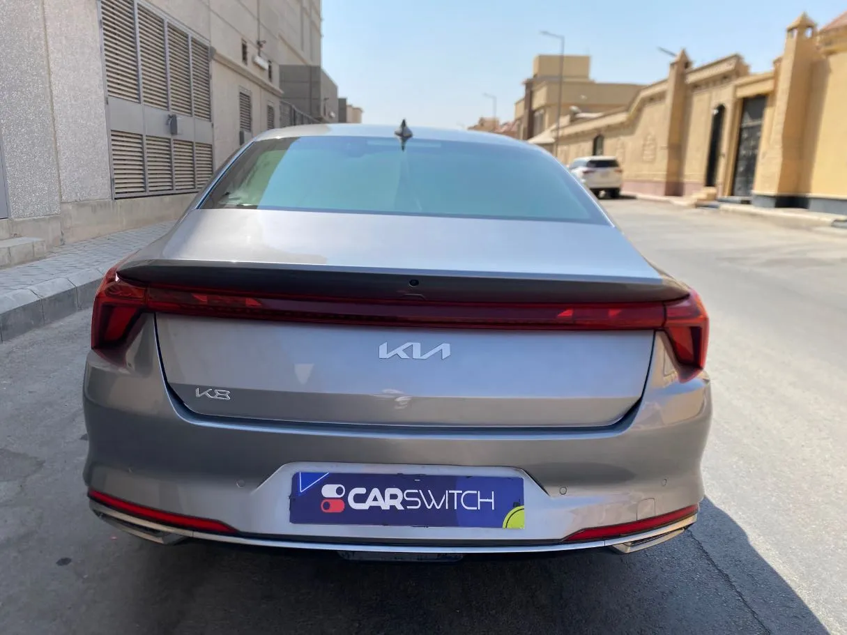Car image 6