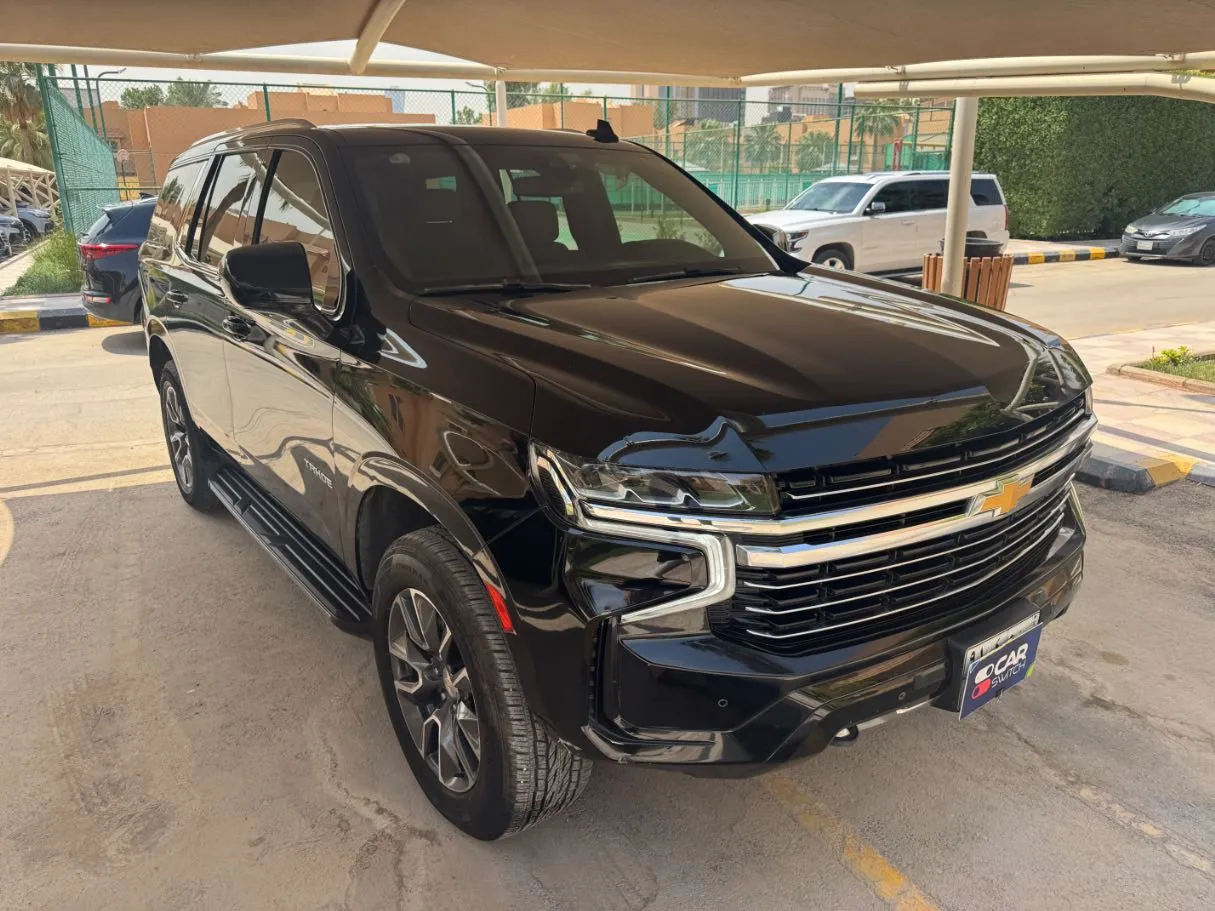 Car image 3