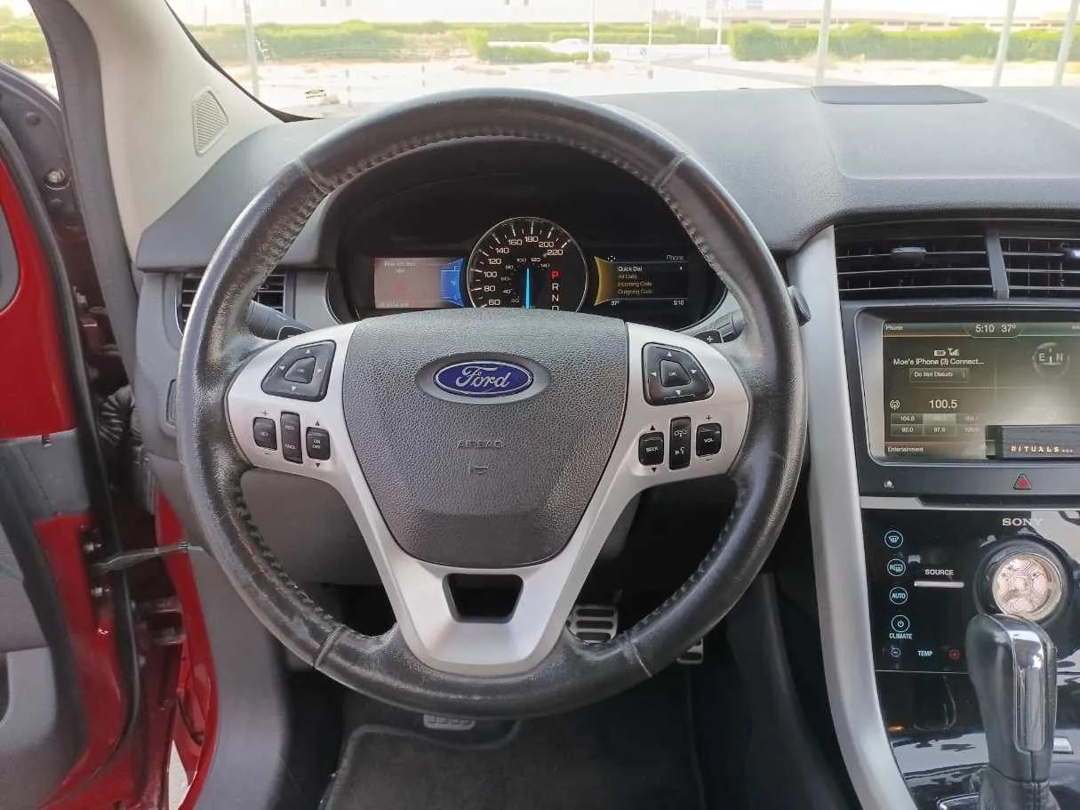 Car image 17