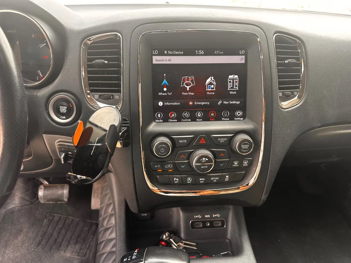 Car image 20