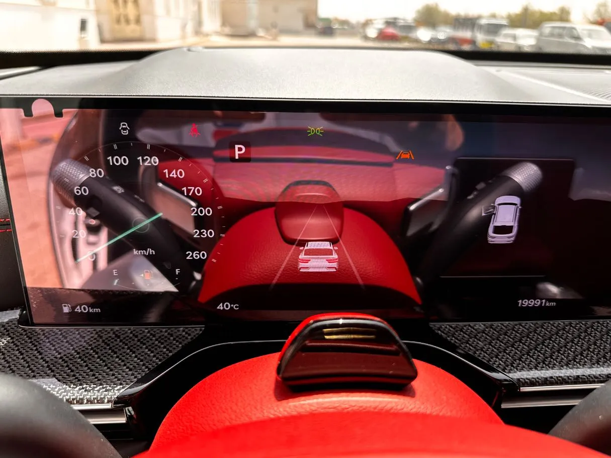Car image 22