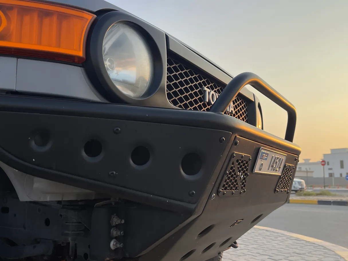 Car image 8