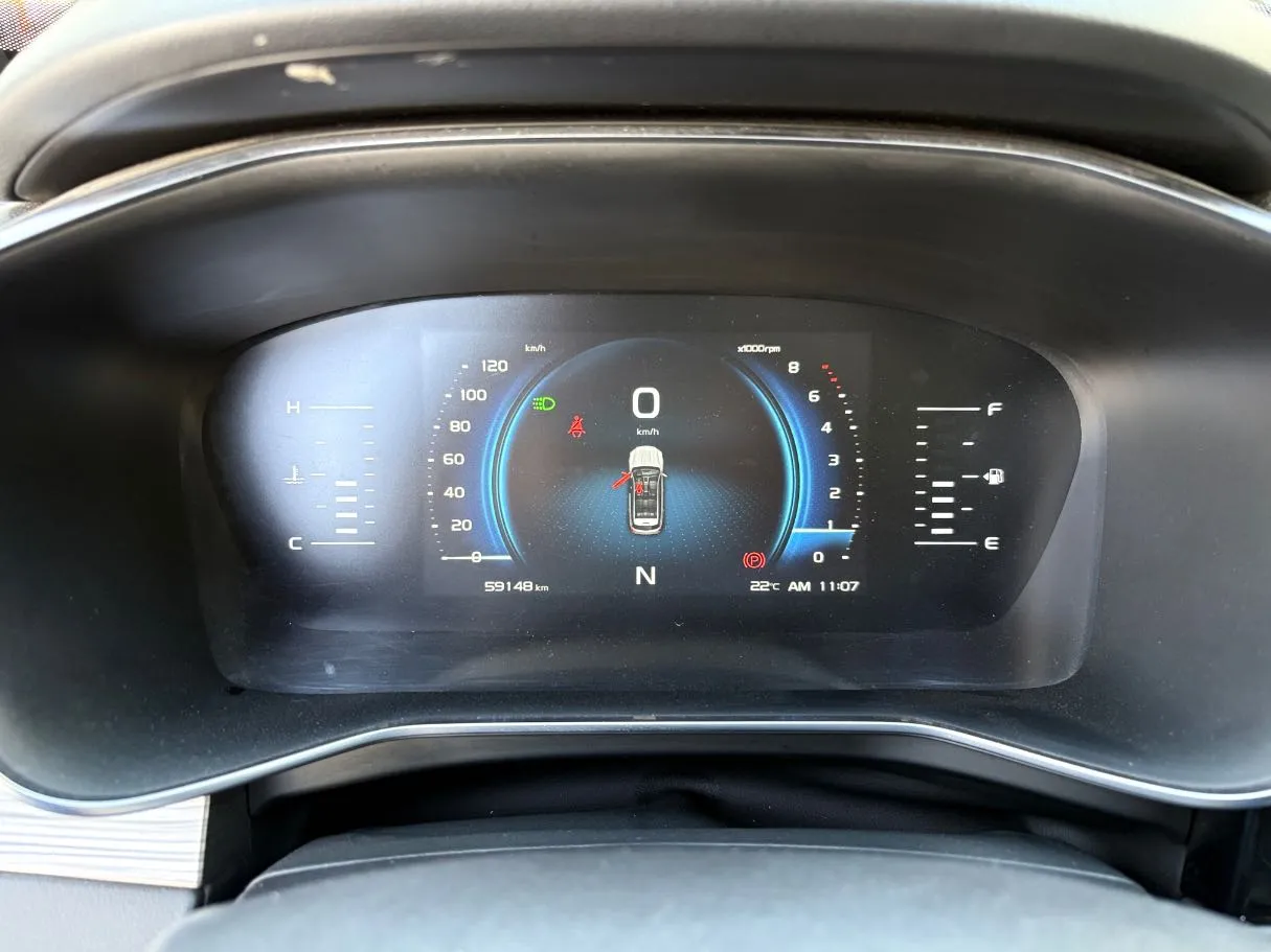 Car image 20