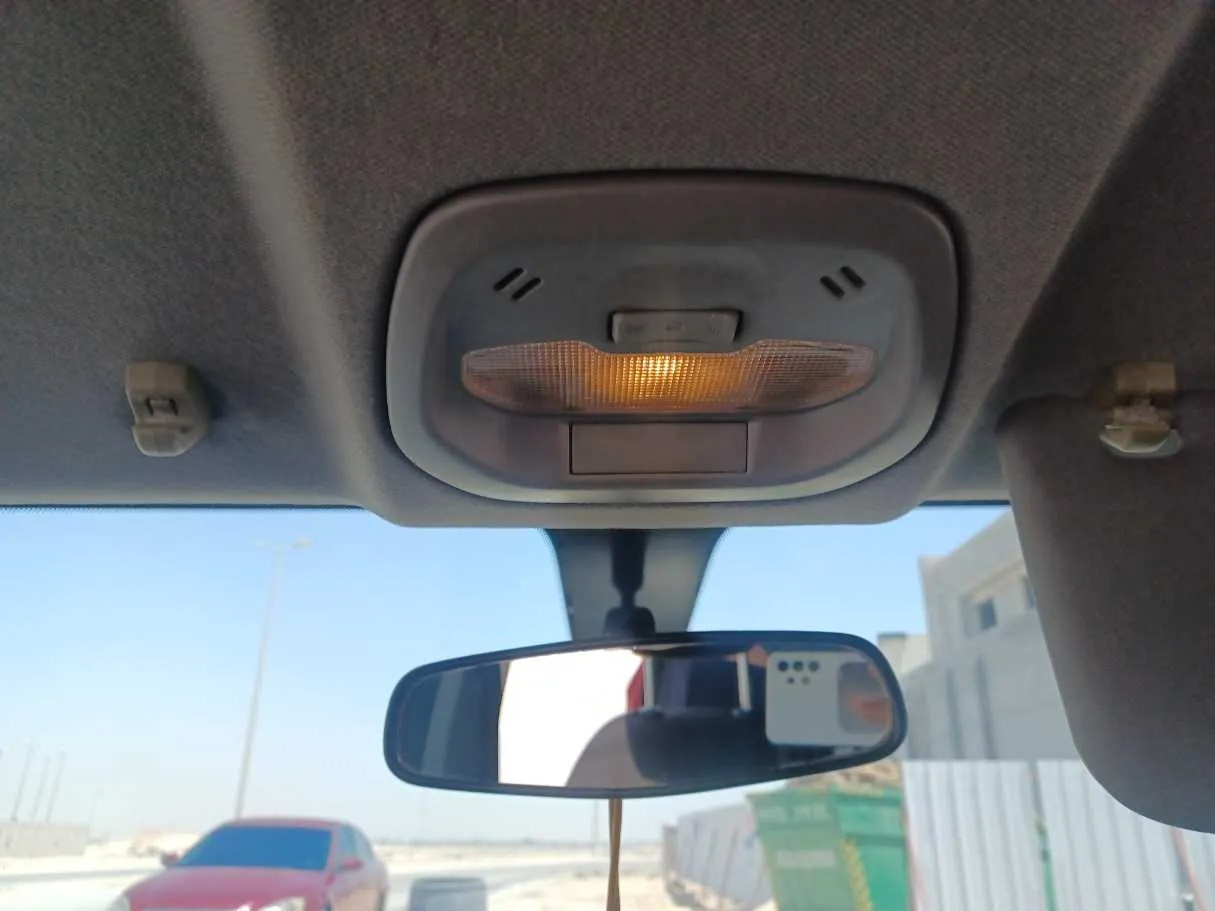Car image 20