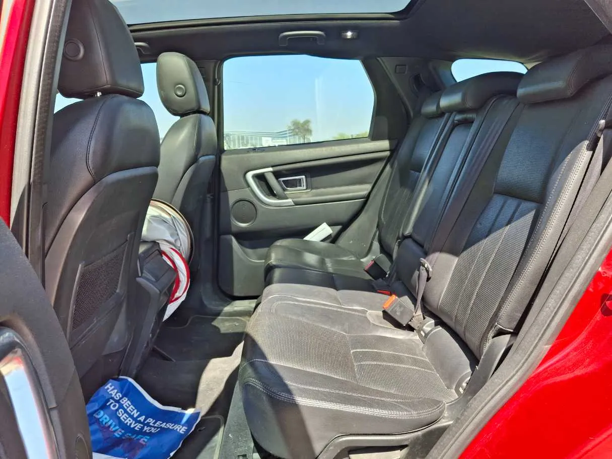 Car image 13